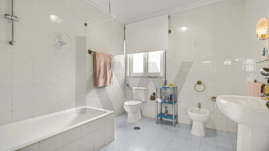 Moradia T4 para Venda em Marinha Grande Foto 10