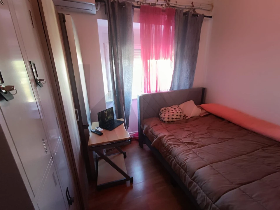 Apartamento T2 para Venda em Alfragide Foto 7
