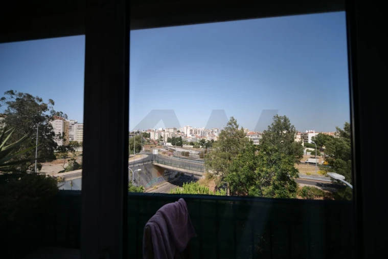 Apartamento T2 para Venda em Alfragide Foto 15