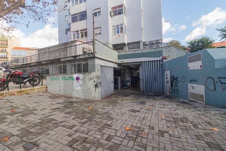 Garagem para Venda em Mina de Água Foto 28