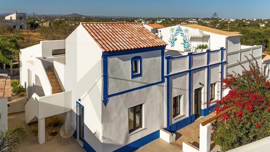 Moradia T5 para Venda em Moncarapacho e Fuseta