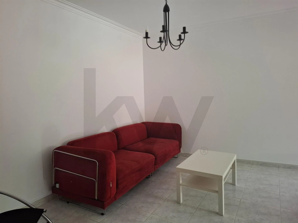 Apartamento T2 para Venda em Charneca de Caparica e Sobreda Foto 3