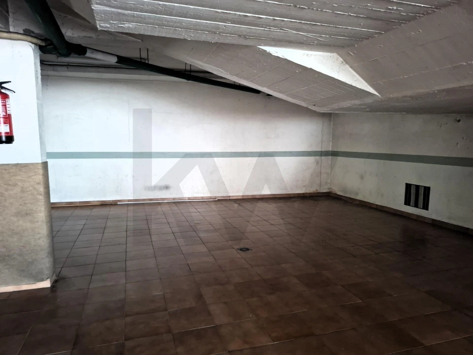 Apartamento T2 para Venda em Charneca de Caparica e Sobreda Foto 13