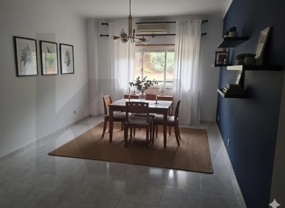 Apartamento T2 para Venda em Charneca de Caparica e Sobreda Foto 3