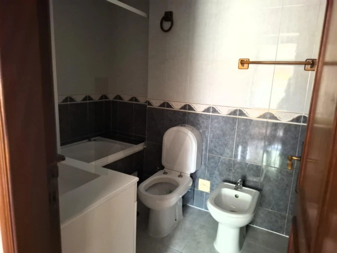 Apartamento T2 para Venda em Charneca de Caparica e Sobreda Foto 9