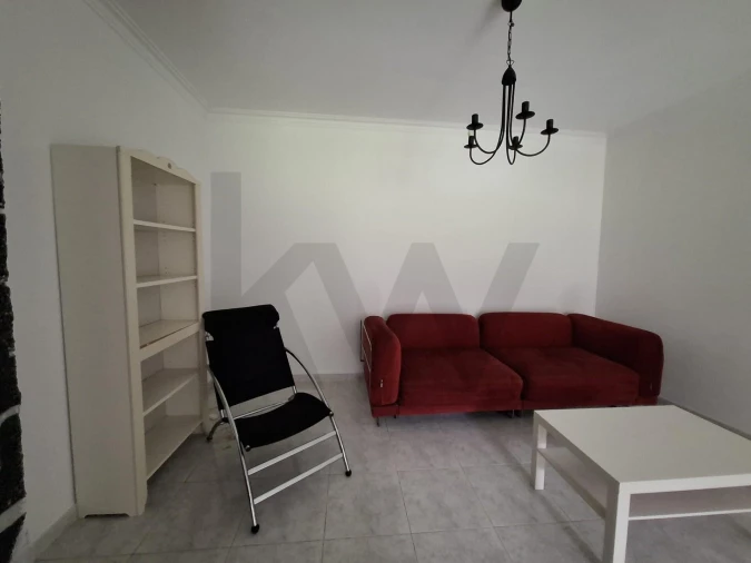 Apartamento T2 para Venda em Charneca de Caparica e Sobreda Foto 3