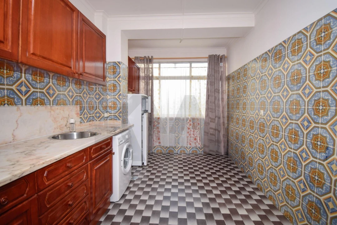 Apartamento T2 para Arrendamento em Carcavelos e Parede Foto 12