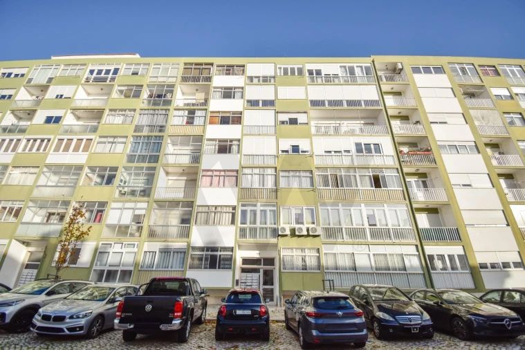 Apartamento T2 para Arrendamento em Carcavelos e Parede Foto 22