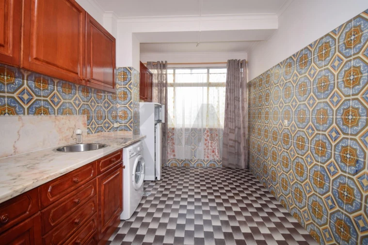 Apartamento T2 para Arrendamento em Carcavelos e Parede Foto 12