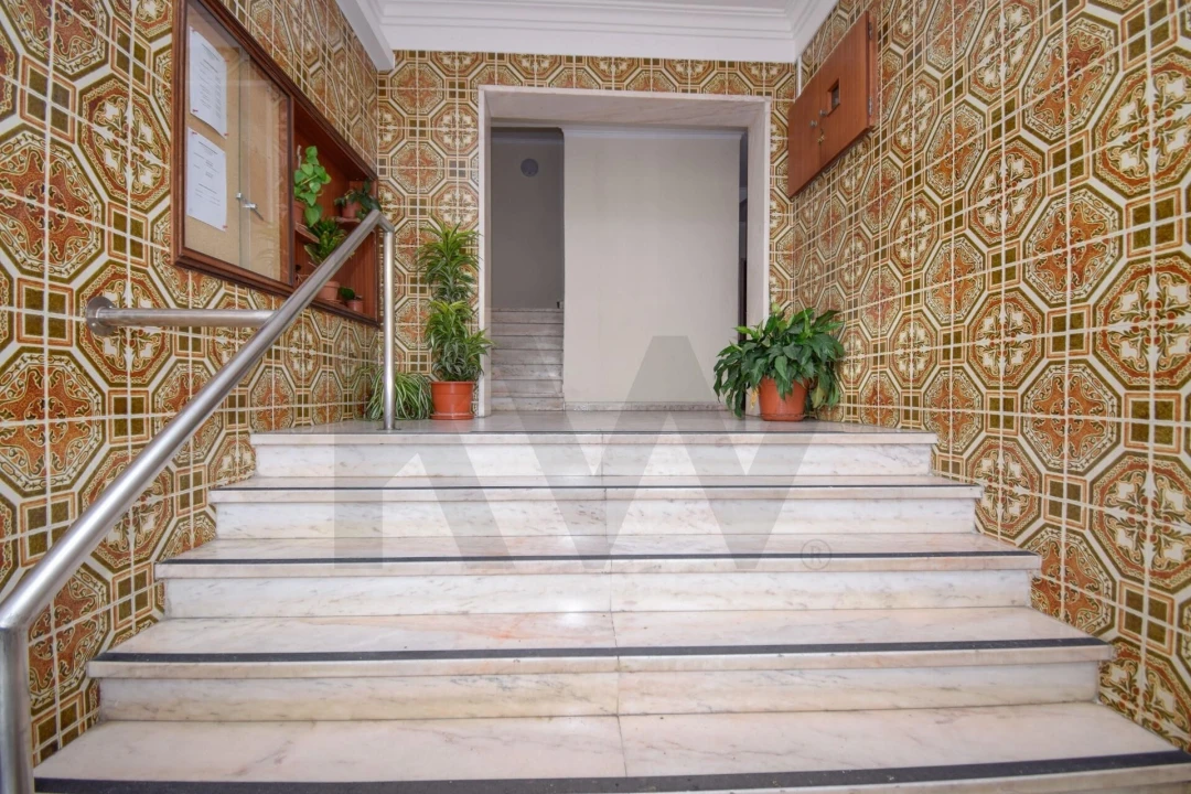 Apartamento T2 para Arrendamento em Carcavelos e Parede Foto 21