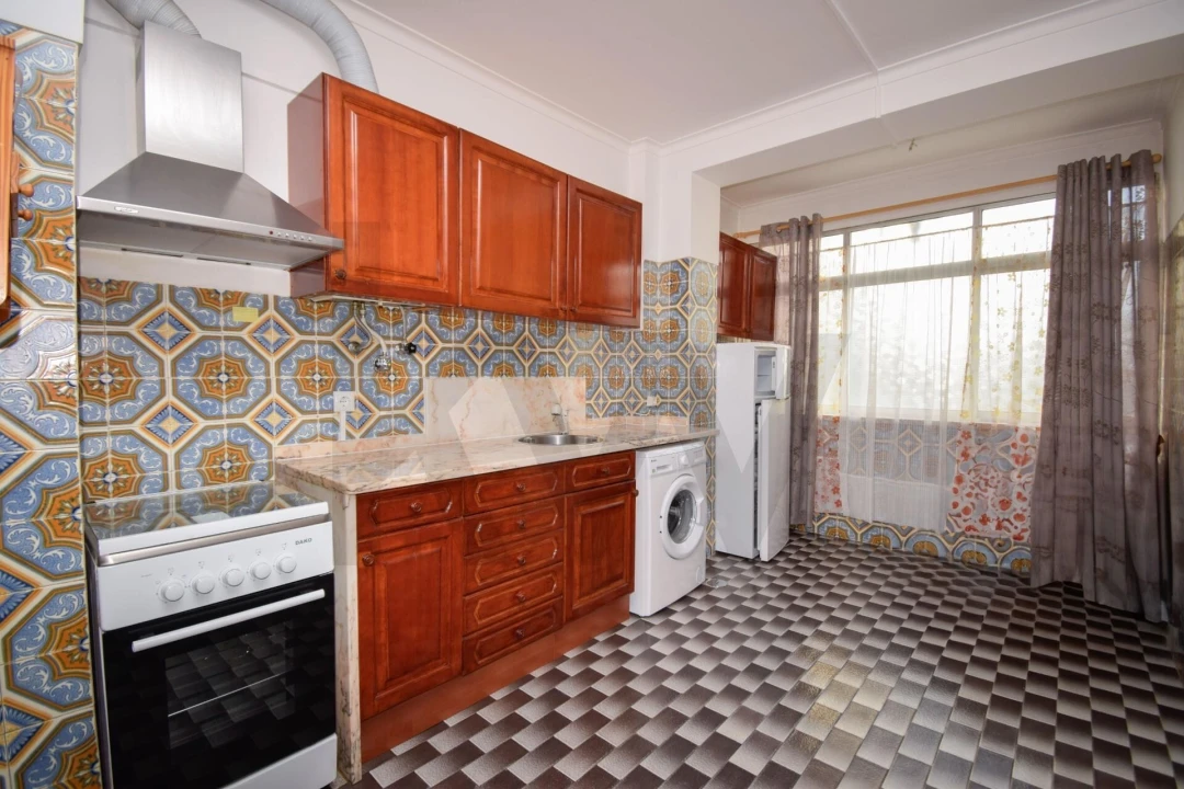 Apartamento T2 para Arrendamento em Carcavelos e Parede Foto 11