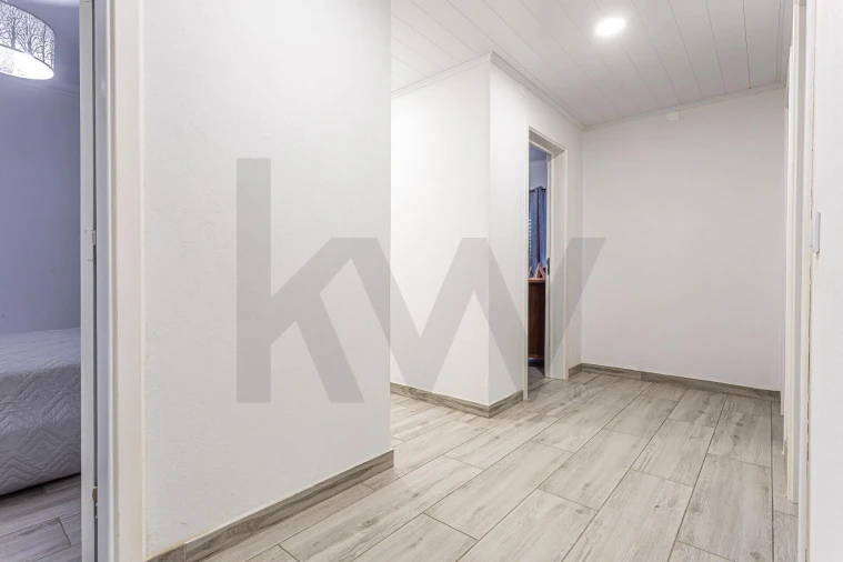 Moradia T3 para Venda em Cabrela Foto 17