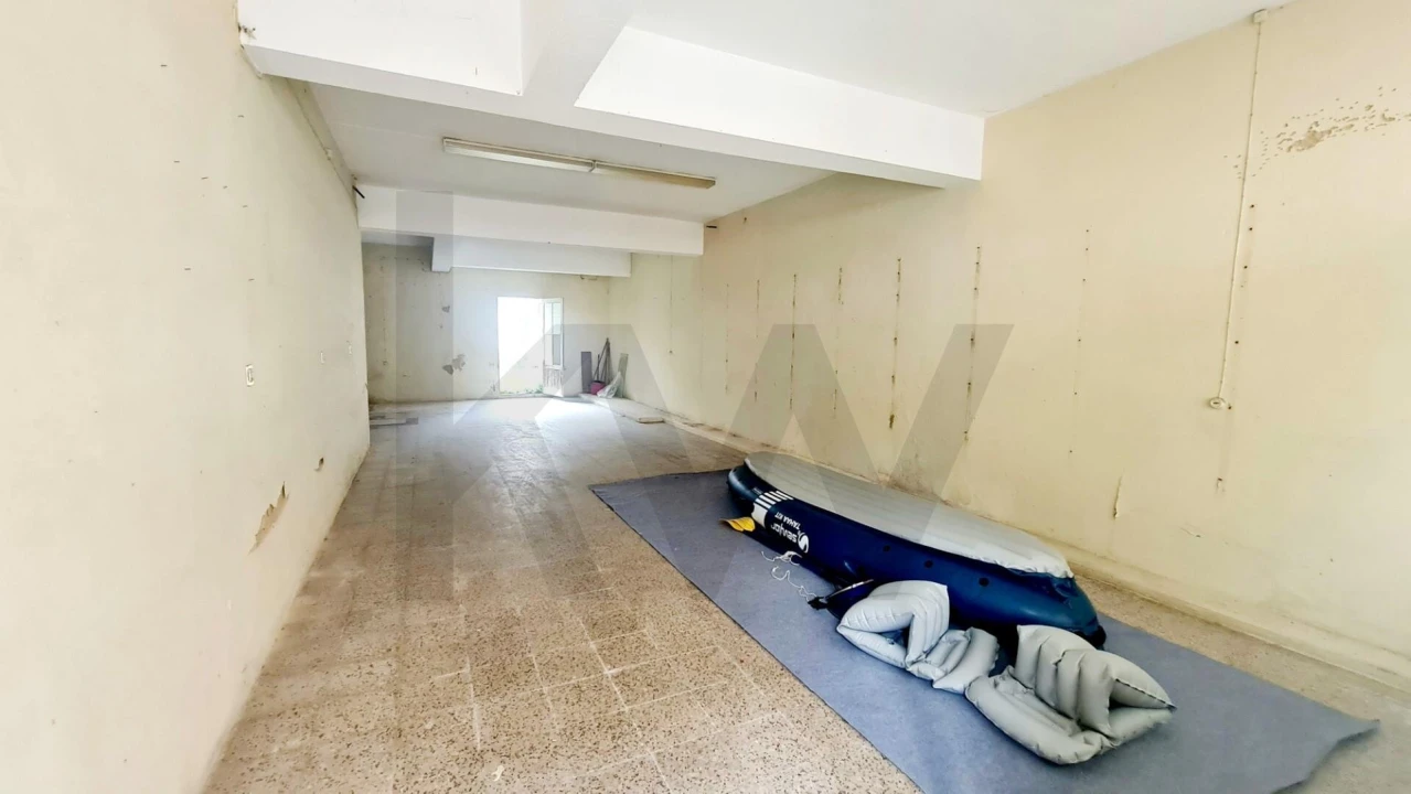 Armazém para Venda em Armação de Pera Foto 3