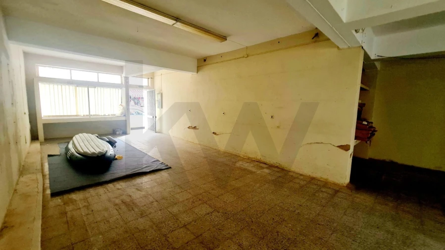 Armazém para Venda em Armação de Pera Foto 5