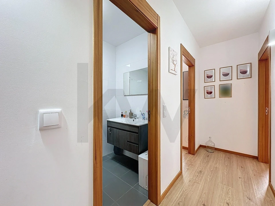 Apartamento T3 para Venda em Oliveira do Douro Foto 27