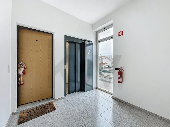 Apartamento T3 para Venda em Oliveira do Douro Foto 38