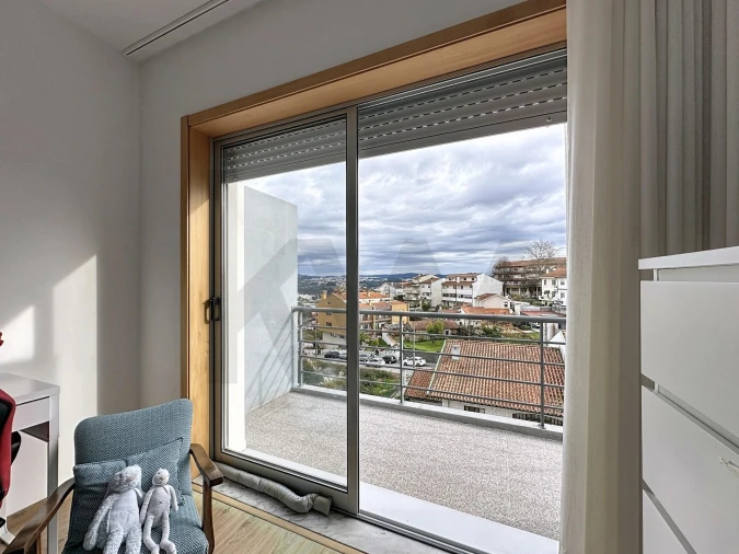 Apartamento T3 para Venda em Oliveira do Douro Foto 30