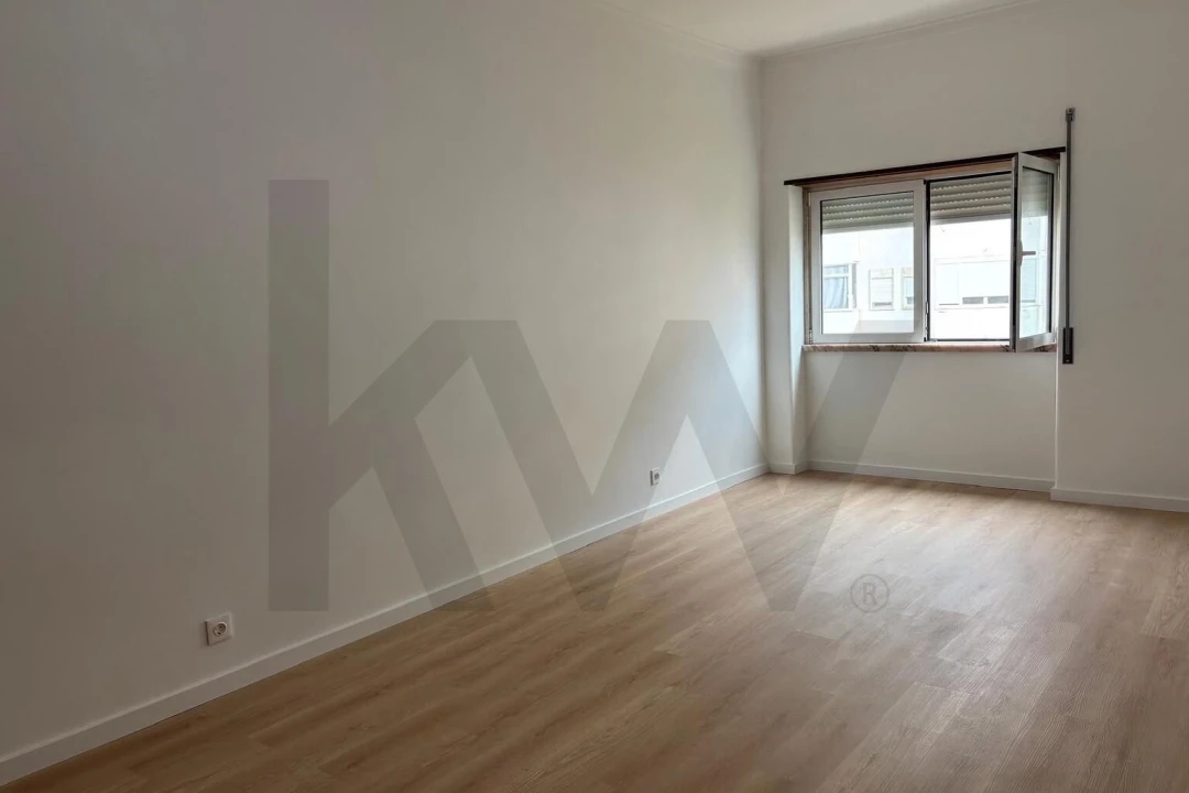 Apartamento T2 para Arrendamento em Oeiras e São Julião da Barra, Paço de Arcos e Caxias Foto 1