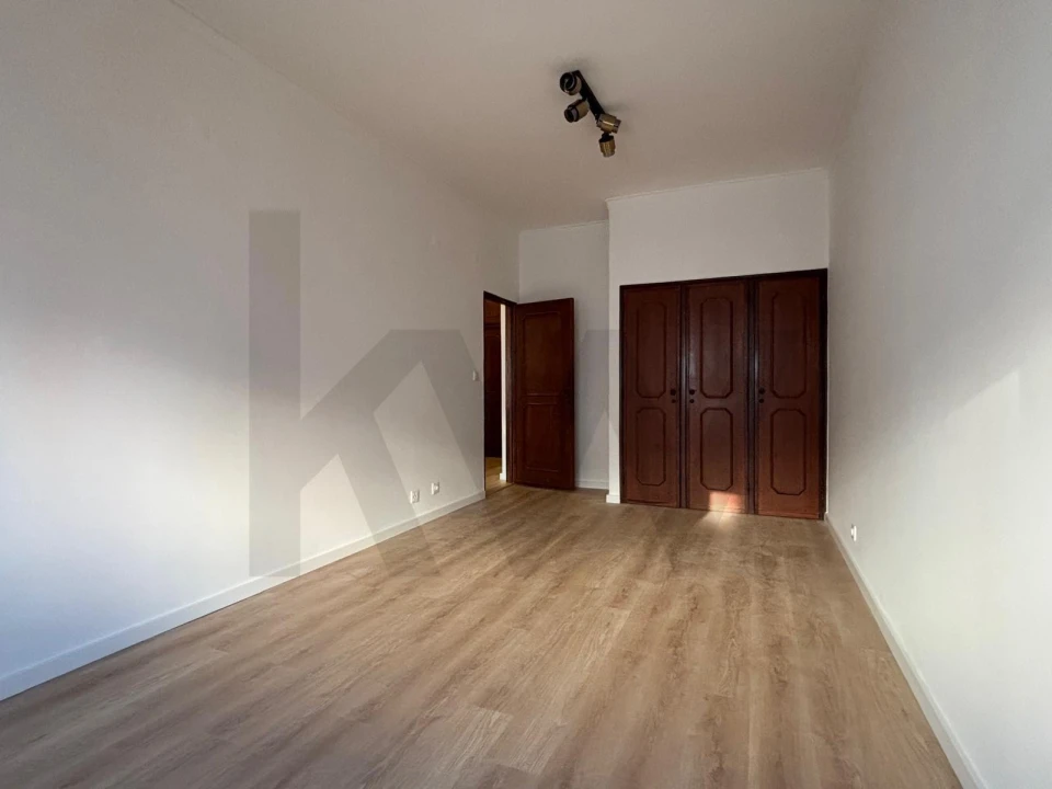 Apartamento T2 para Arrendamento em Oeiras e São Julião da Barra, Paço de Arcos e Caxias Foto 6