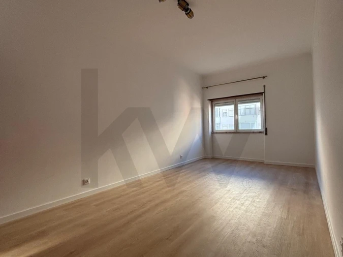 Apartamento T2 para Arrendamento em Oeiras e São Julião da Barra, Paço de Arcos e Caxias Foto 7