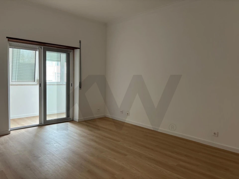 Apartamento T2 para Arrendamento em Oeiras e São Julião da Barra, Paço de Arcos e Caxias Foto 5