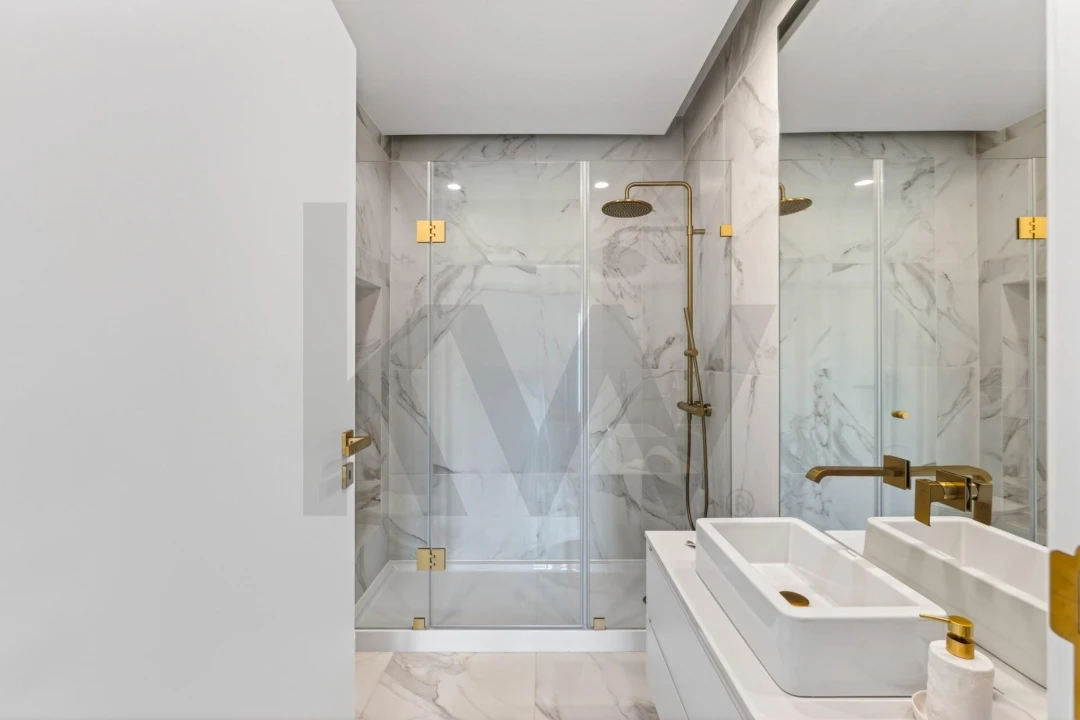 Apartamento T1 para Arrendamento em Campolide Foto 4