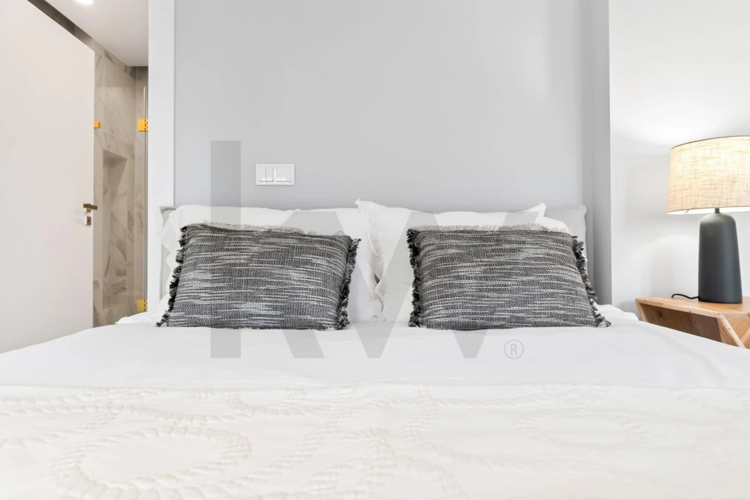 Apartamento T1 para Arrendamento em Campolide Foto 10