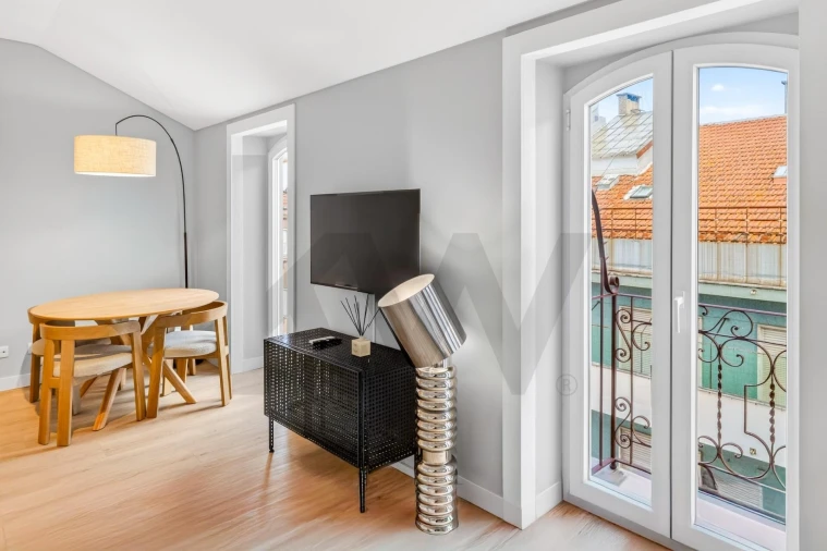 Apartamento T1 para Arrendamento em Campolide Foto 13