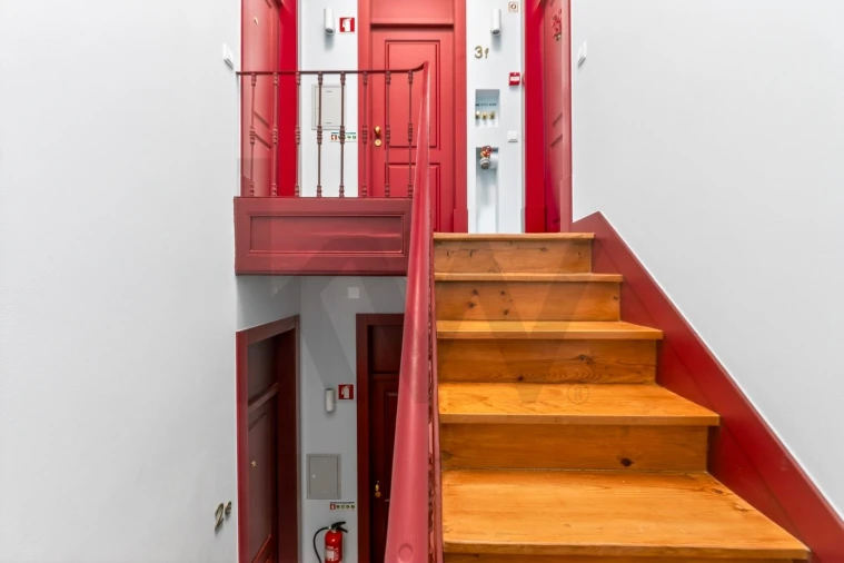 Apartamento T1 para Arrendamento em Campolide Foto 24