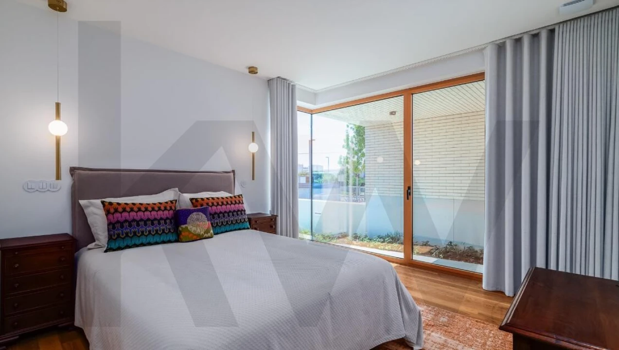 Moradia T4 para Venda em Esgueira Foto 3