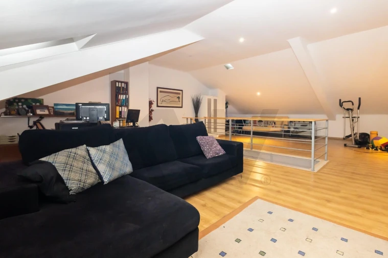 Apartamento T3 para Venda em Alhos Vedros Foto 50