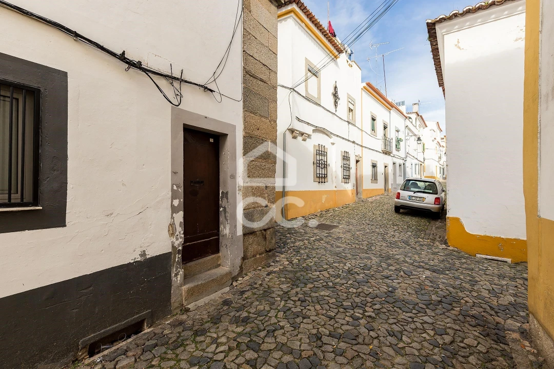 Moradia T3 para Venda em Évora (São Mamede, Sé, São Pedro e Santo Antão) Foto 33