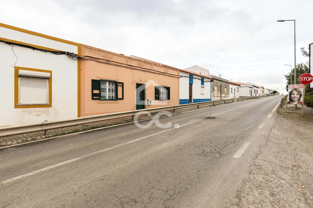 Moradia T3 para Venda em Beringel Foto 22