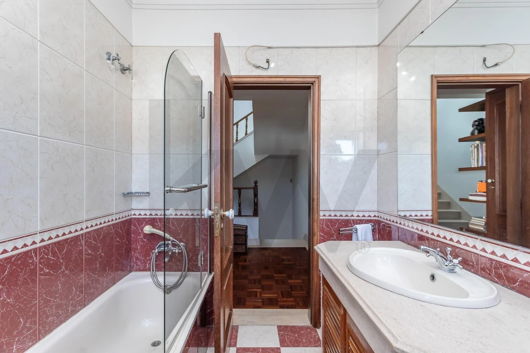 Moradia T4 para Venda em Olivais Foto 61