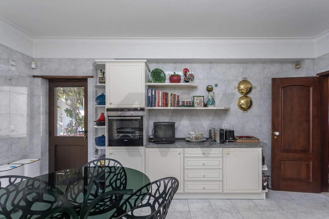 Moradia T4 para Venda em Olivais Foto 36