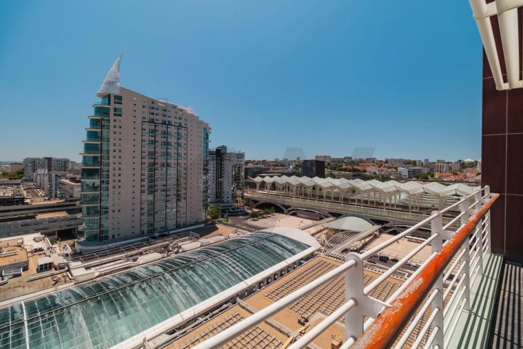 Apartamento T3 para Venda em Olivais Foto 10