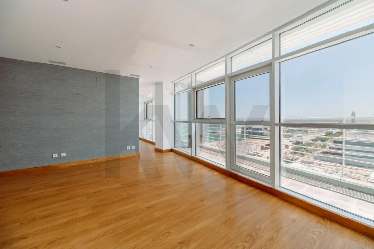 Apartamento T3 para Venda em Olivais Foto 5