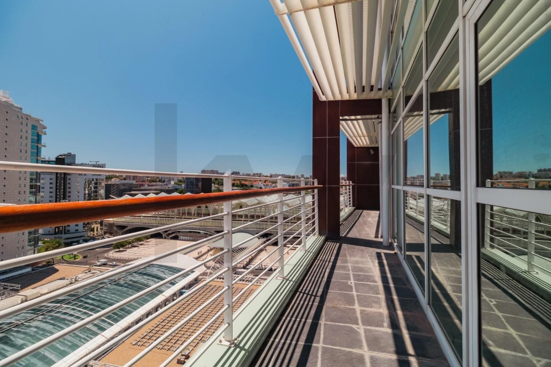 Apartamento T3 para Venda em Olivais Foto 9