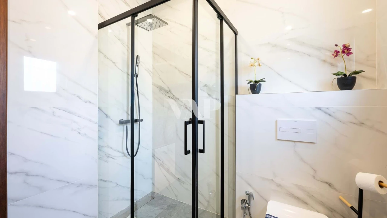 Moradia T4 para Venda em Quarteira Foto 19