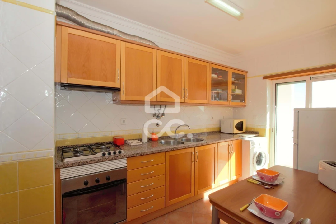 Apartamento T1 para Venda em Armação de Pera Foto 3
