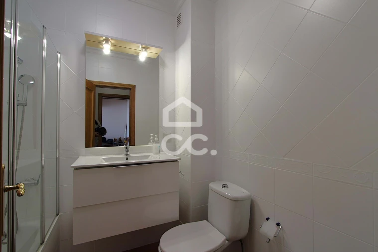 Apartamento T1 para Venda em Armação de Pera Foto 11