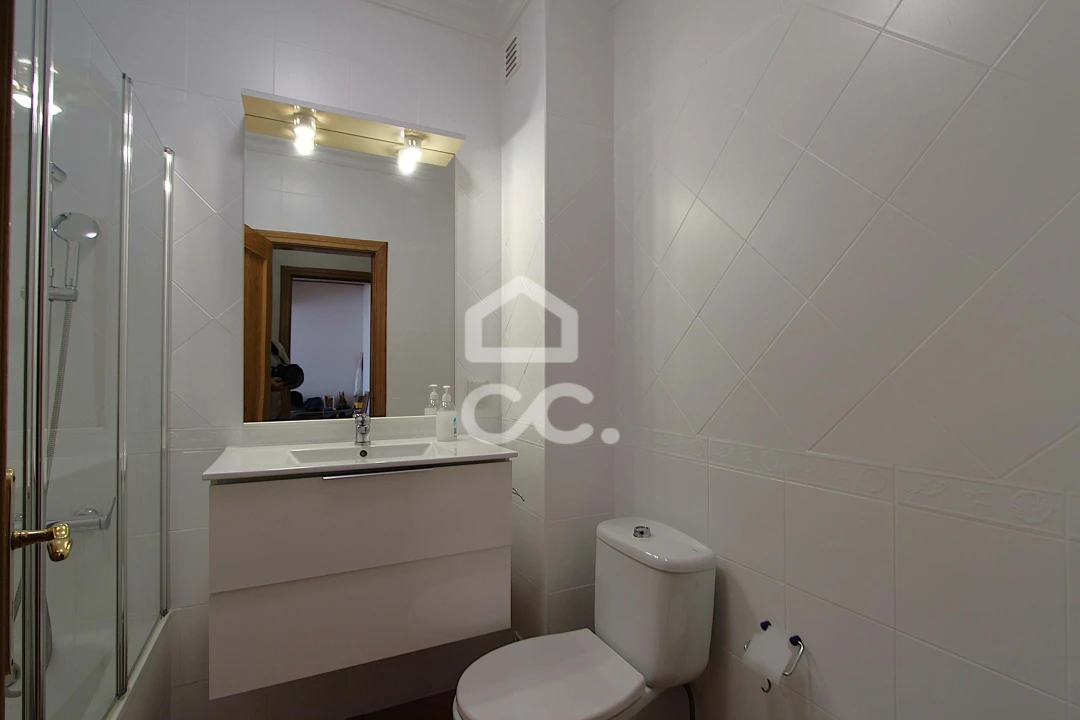 Apartamento T1 para Venda em Armação de Pera Foto 11