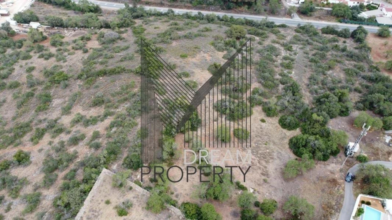 Terreno para Venda em Albufeira e Olhos de Água Foto 2