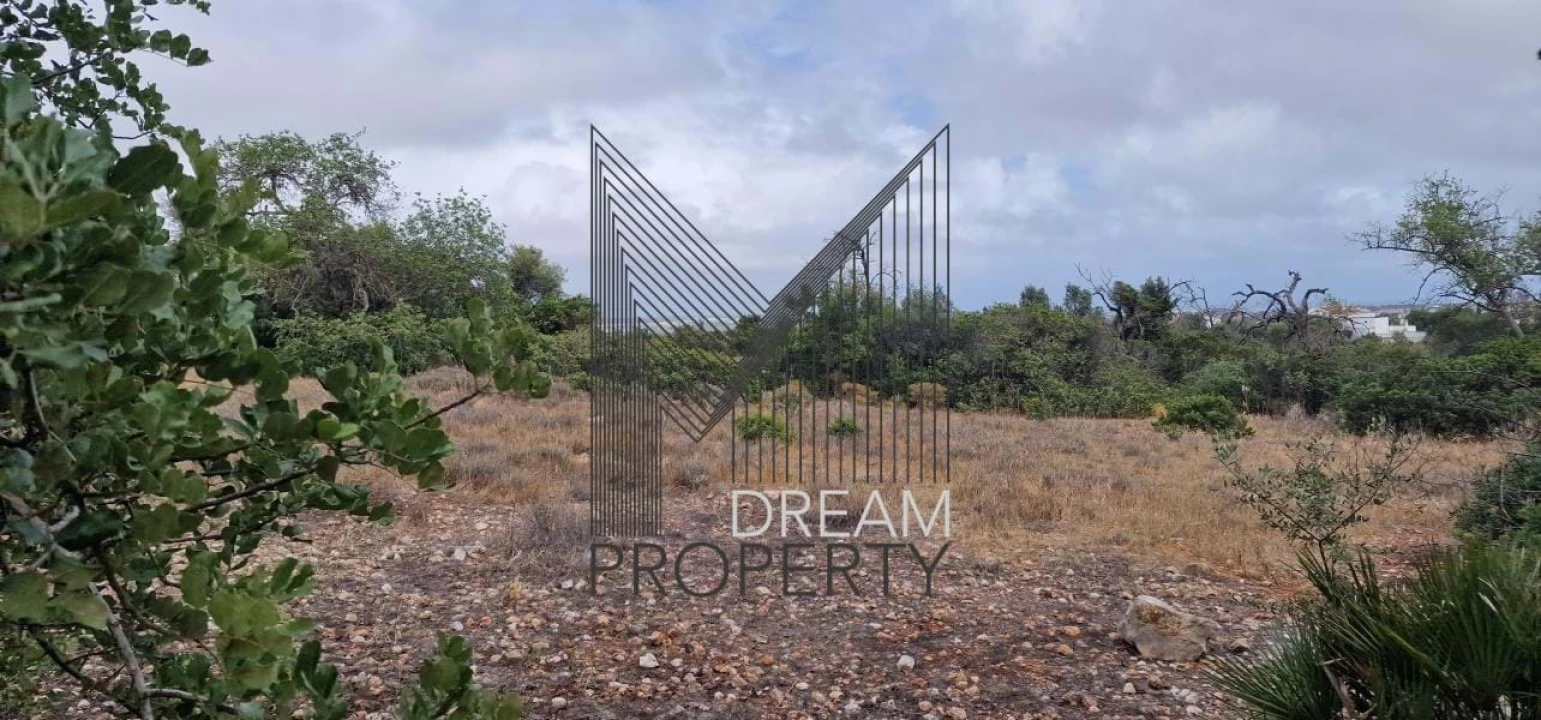 Terreno para Venda em Albufeira e Olhos de Água Foto 9