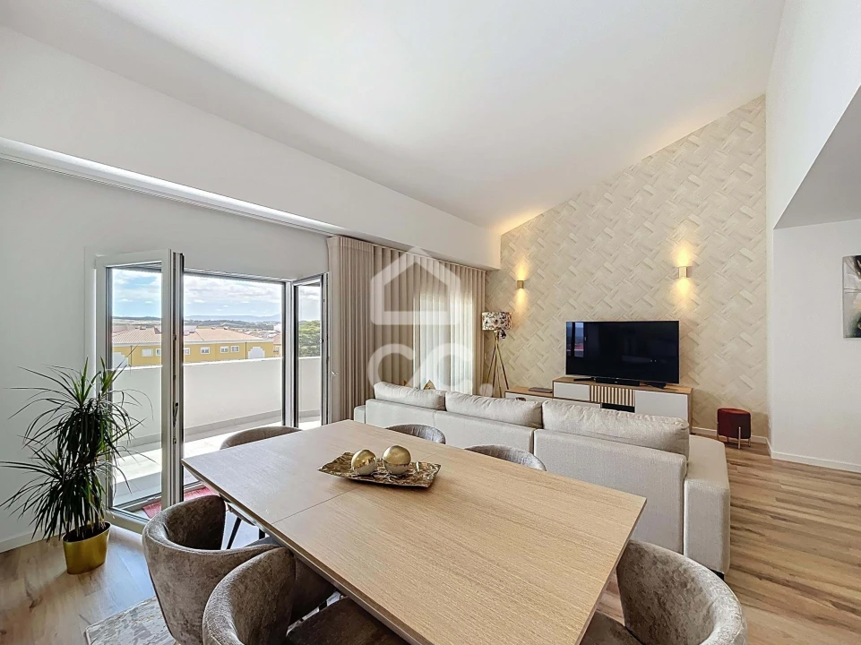 Apartamento T4 para Venda em Bombarral e Vale Covo Foto 8