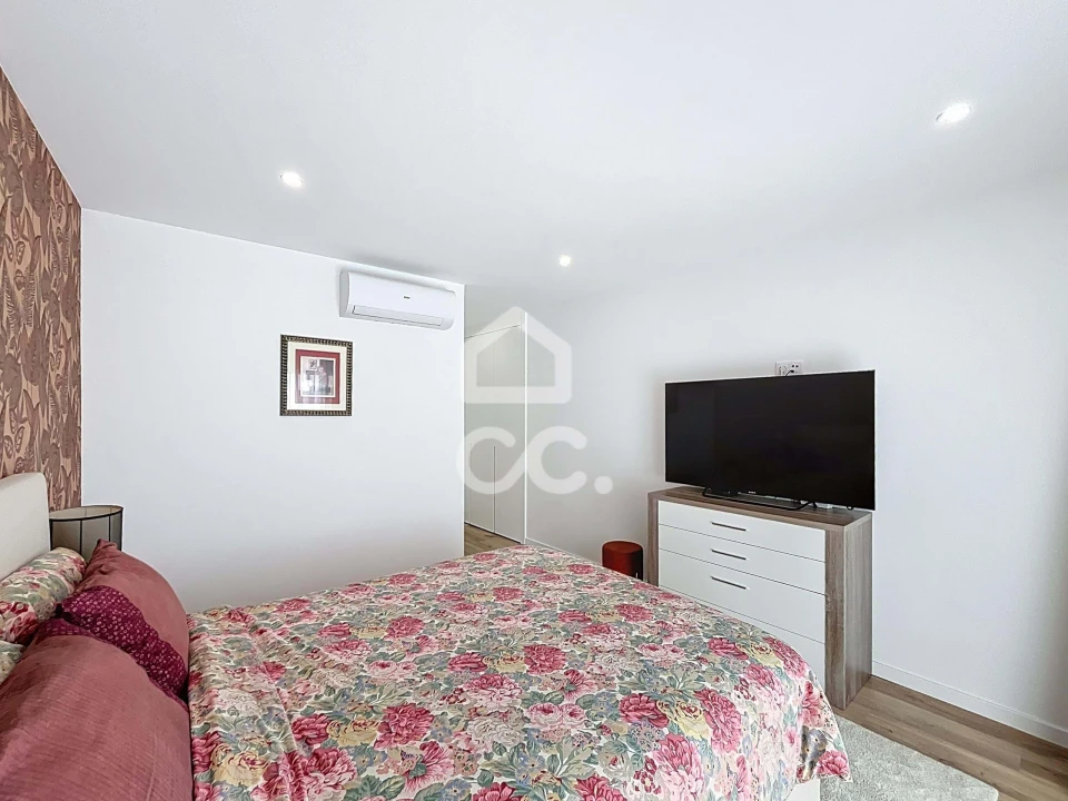 Apartamento T4 para Venda em Bombarral e Vale Covo Foto 23