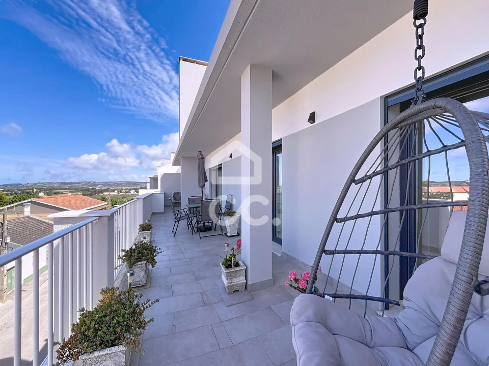 Apartamento T4 para Venda em Bombarral e Vale Covo Foto 28