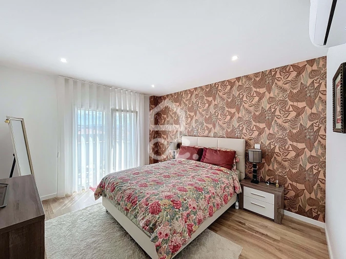 Apartamento T4 para Venda em Bombarral e Vale Covo Foto 22