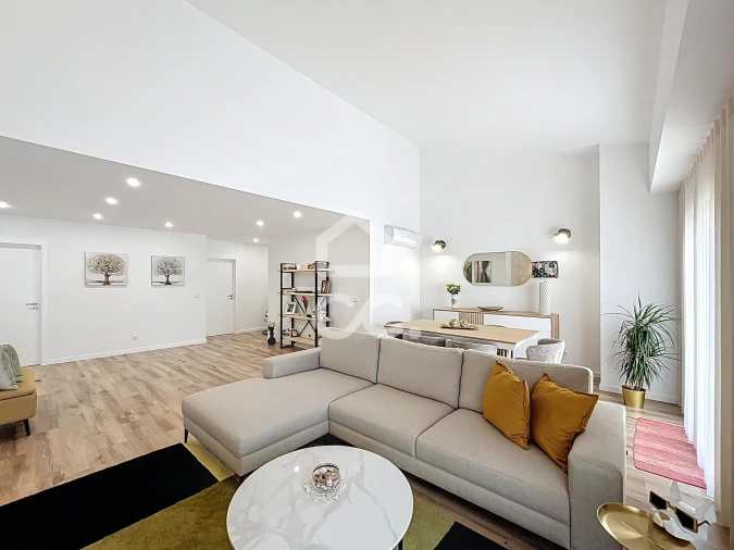 Apartamento T4 para Venda em Bombarral e Vale Covo Foto 6