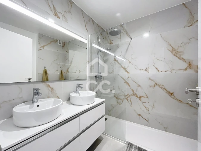 Apartamento T4 para Venda em Bombarral e Vale Covo Foto 21